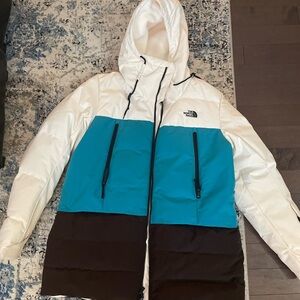 Women’s North Face Pallie Down Winter Jacket XL (Gardenia White)